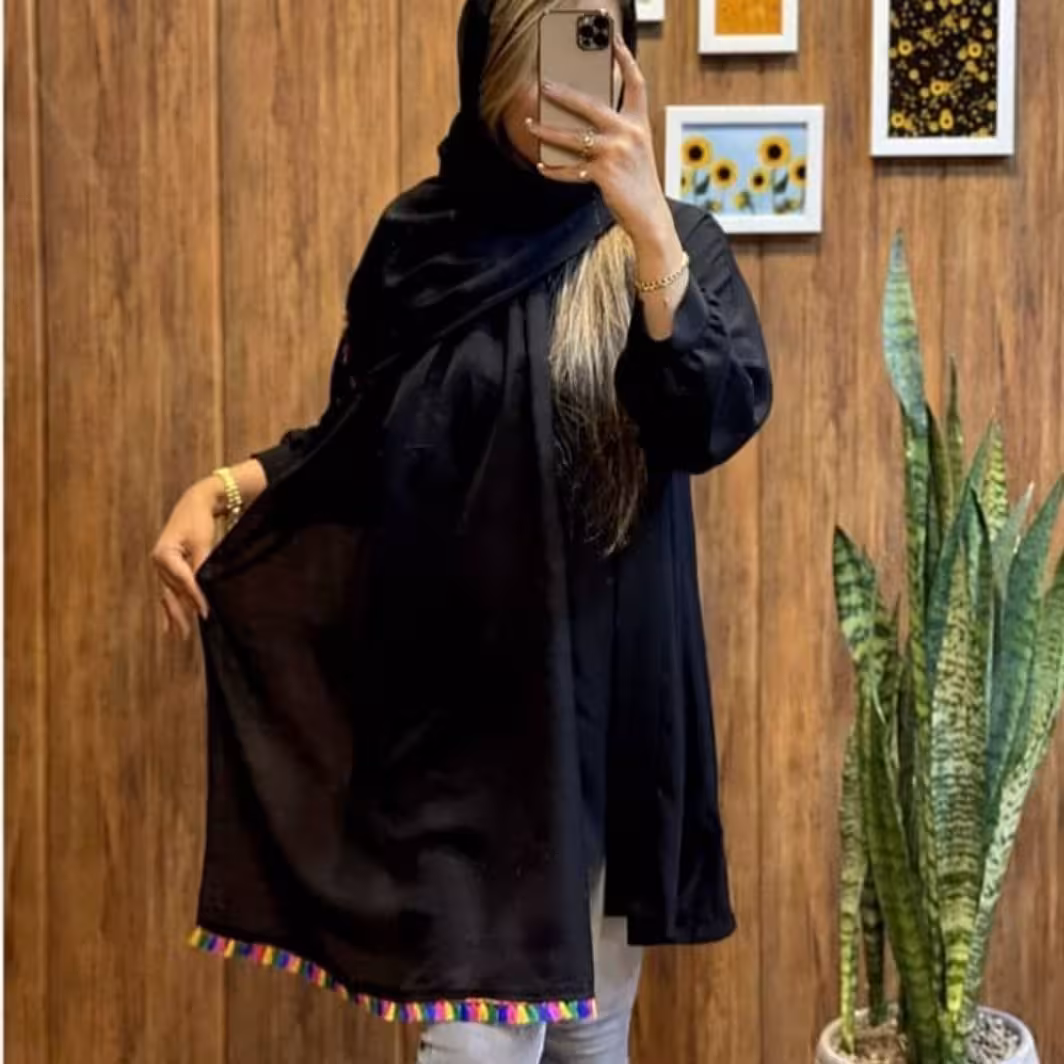 شال بلوچ حاشیه سوزن دوزی کاملا نخی نخ اسلپ
اصلا سر نمی خوره با خیال راحت سفارش بدین
قواره 200 در 70 خنک و عالی