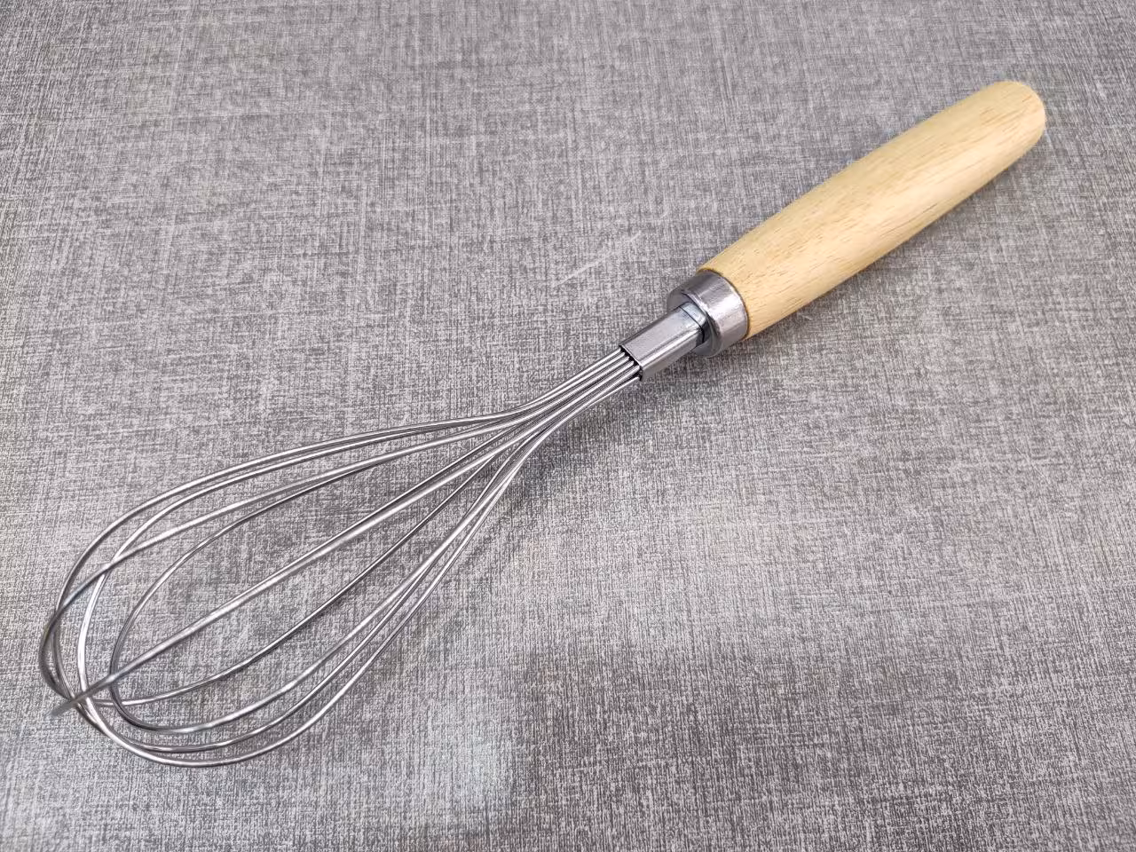 همزن دسته چوبی لیبل دار