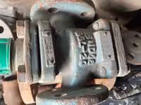 صافی 1/2 اینچ پیستون تایپ فلنج دار ساکت ولد کلاس 800 از جنس PN16 DN15 SCREN A105N BODY A105N