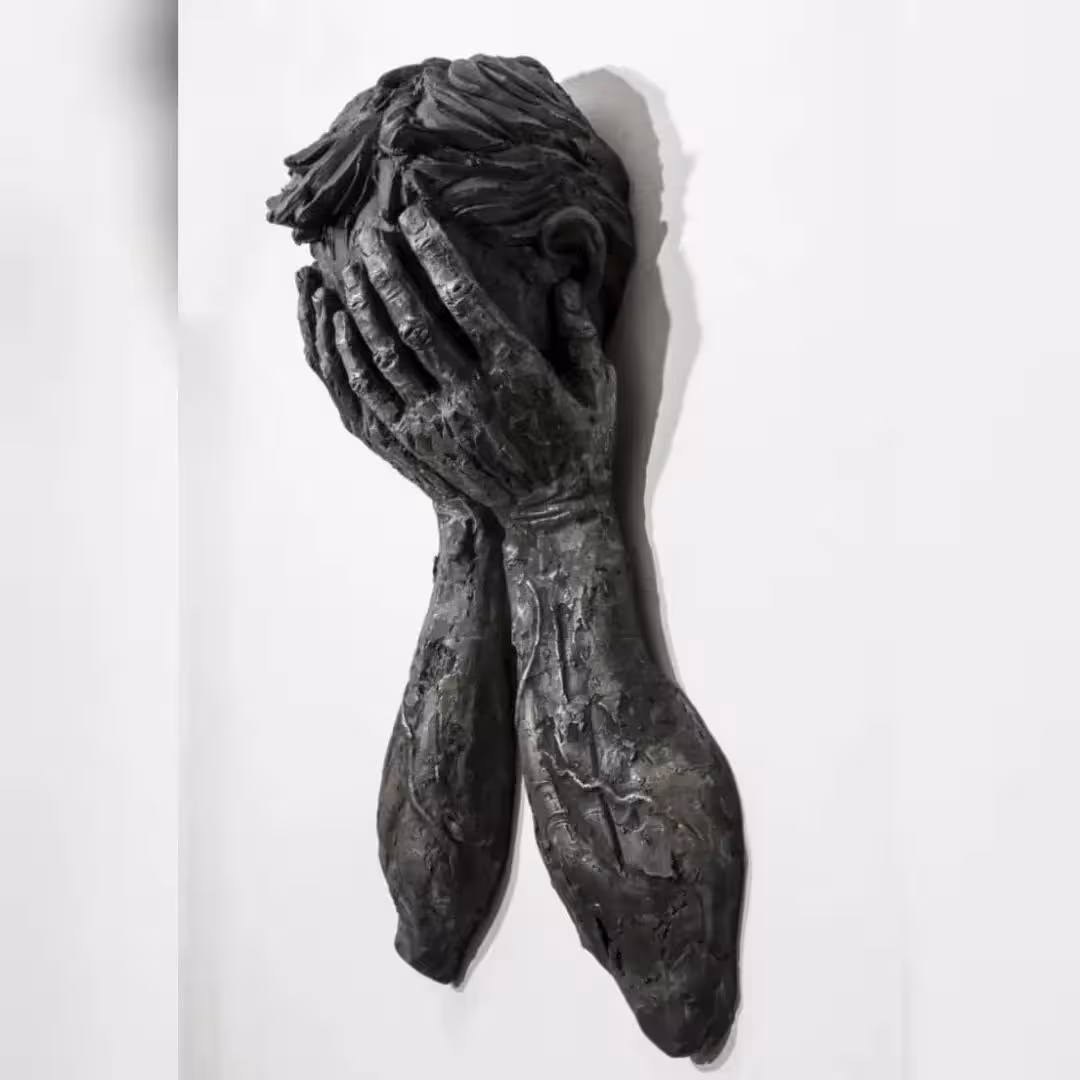 دیوار کوب رخ گریه مدل مرد