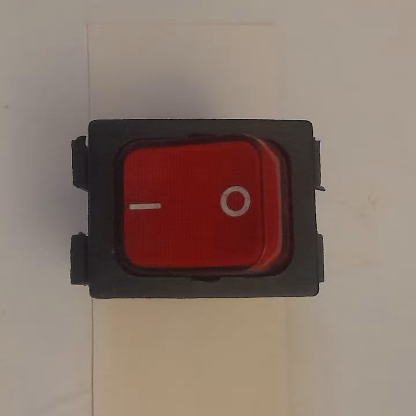 کلید راکر  مخصوص سیم سیار و وسایل برقی دارای چراغ 