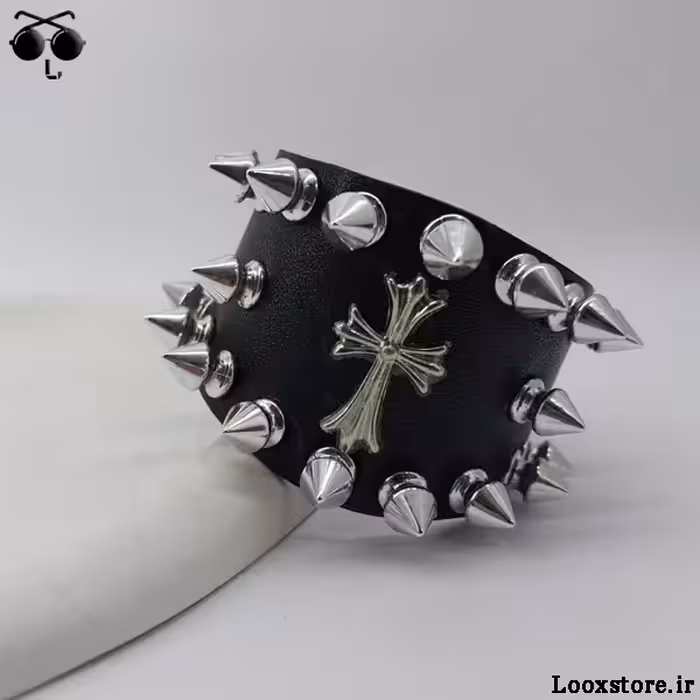جذاب ترین مدل دستبند صلیب اسپایک دار