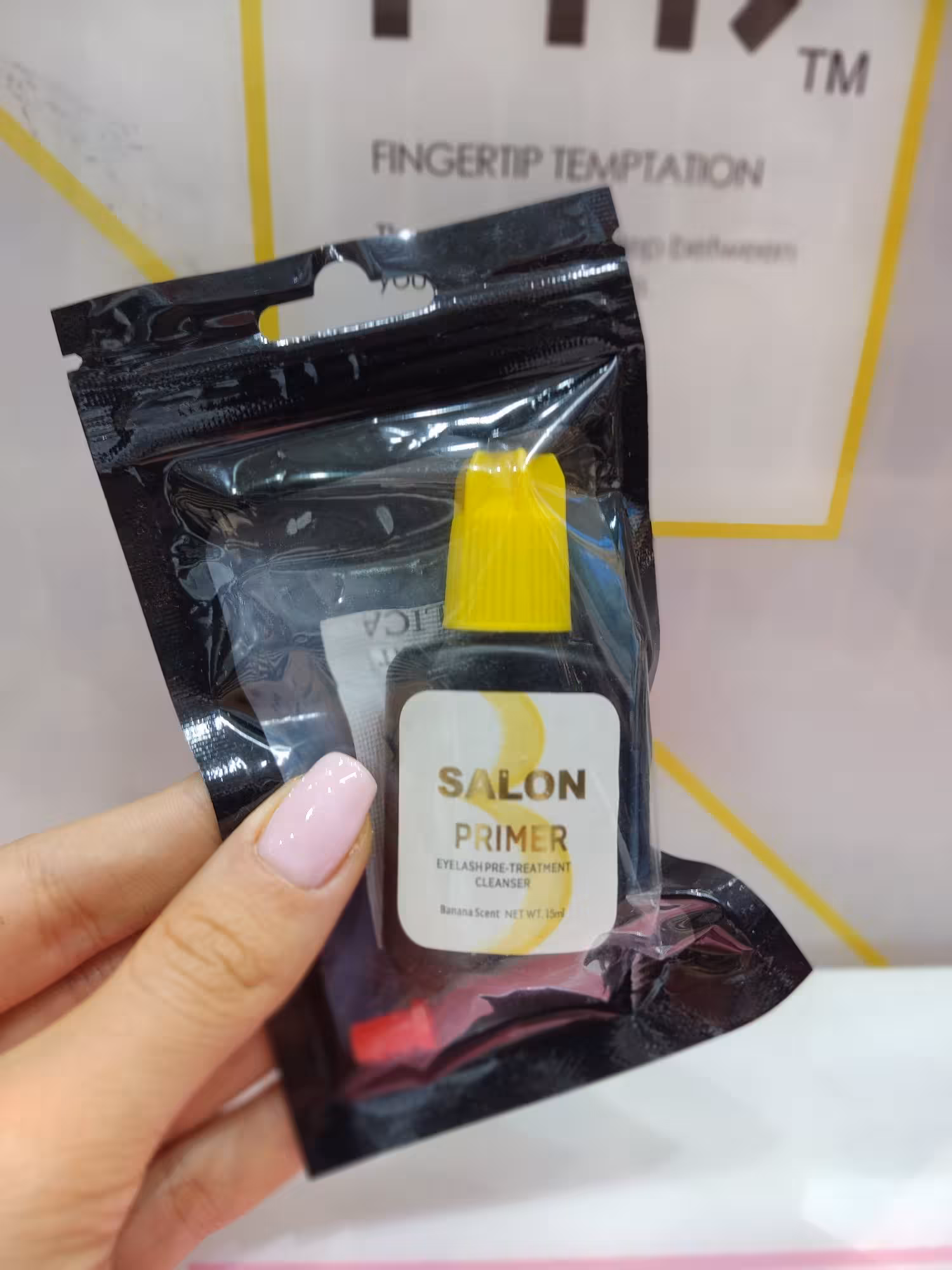 پرایمر مژه 15 میل سالن Salon