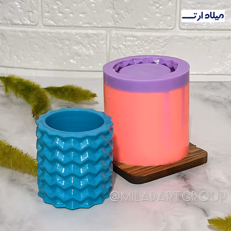 قالب سیلیکونی لیوان بتنی موجدار قطر 8 ارتفاع 7.5