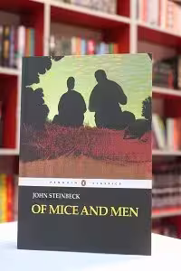 Of Mice And Men اثر John Steinbeck