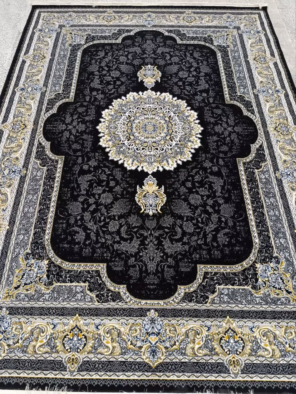 فرش ماشینی 12متری کاشان نقشه سروش مشکی(ارسال رایگان)