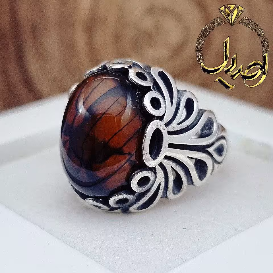 انگشتر نقره طرح شبکه
نگین عقیق دراگون اصل (بهینه سازی شده)