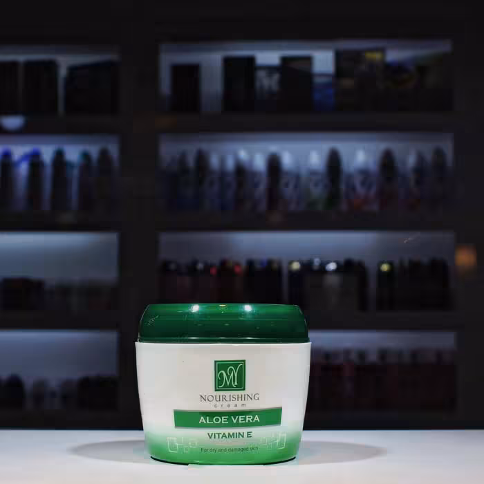 کرم مرطوب کننده کاسه ای My مای مدل آلوئه ورا 200 میل پوست خشک و آسیب دیده