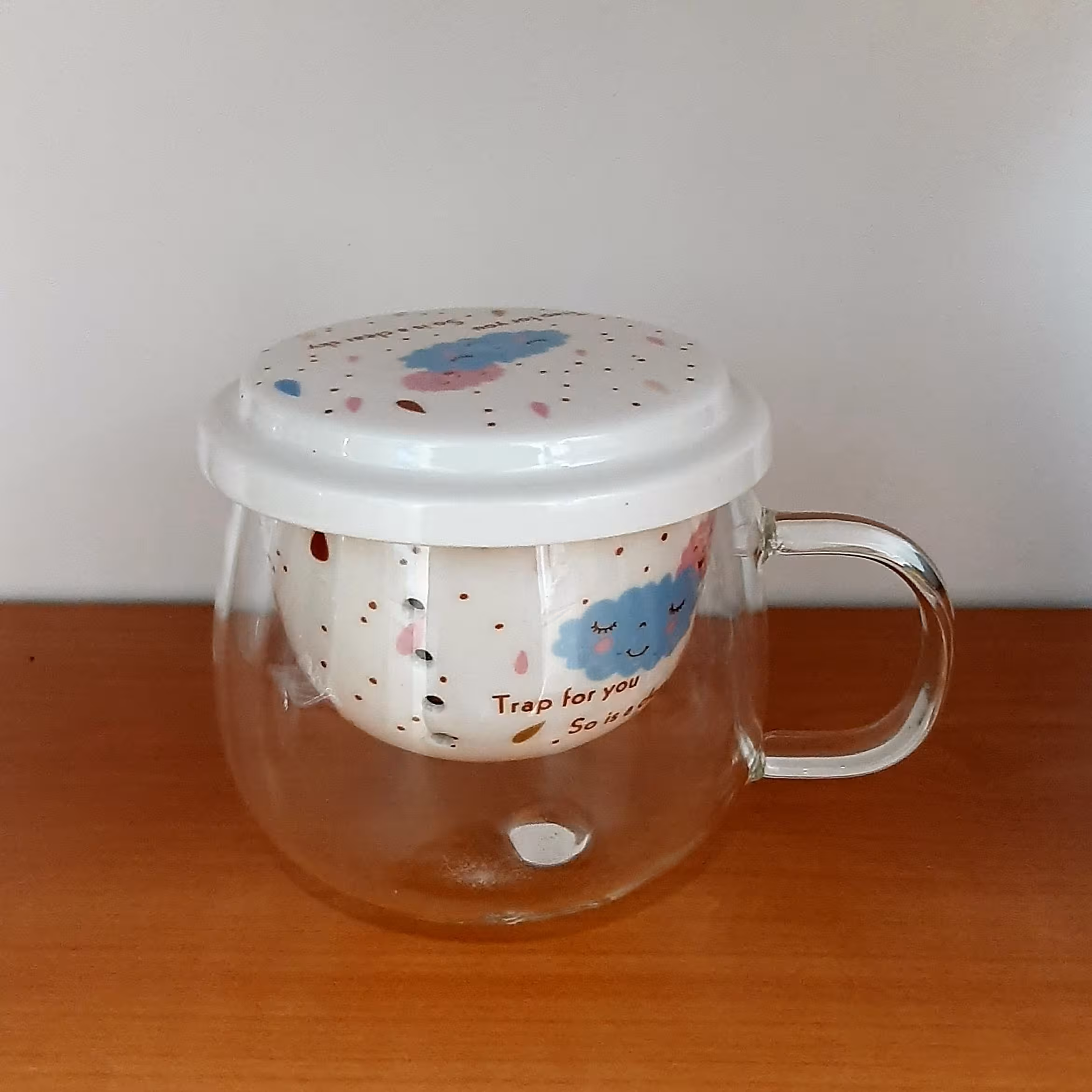 ماگ پیرکس دمنوش با درب و صافی چینی