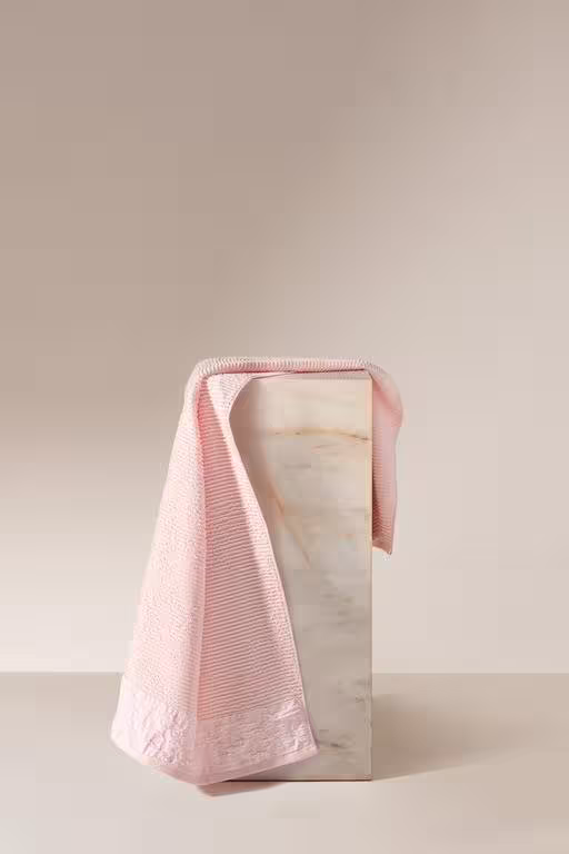 حوله حمام مادام کوکو طرح Jemma سایز 70×140 سانتی متر