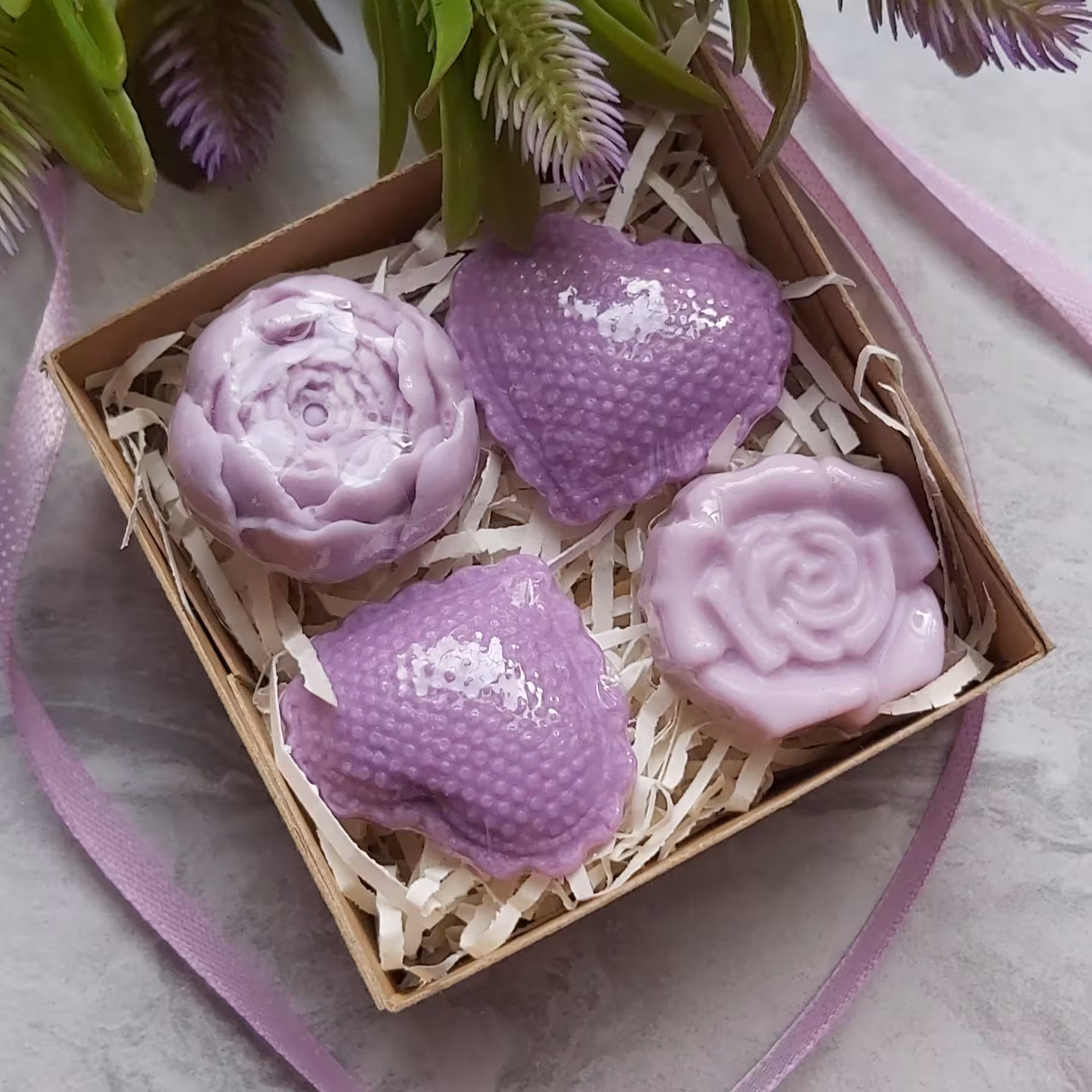 پک صابون دستساز  و معطر الی آرت پک صابون فانتزی صابون دکوری پک صابون هدیه صابون عروس صابون جهیزیه صابون تزیینی معطر