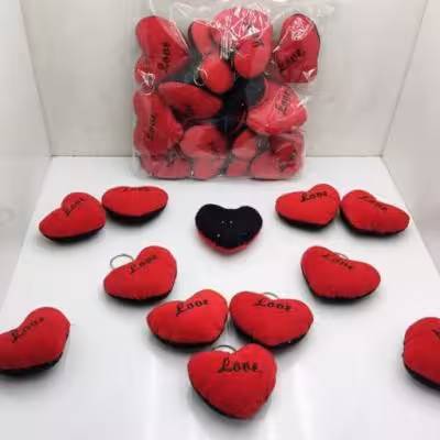 آویز / سرکلیدی قلب قرمز مشکی مخمل لاو کوچک