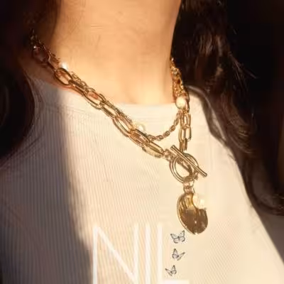 گردنبند ساحلی