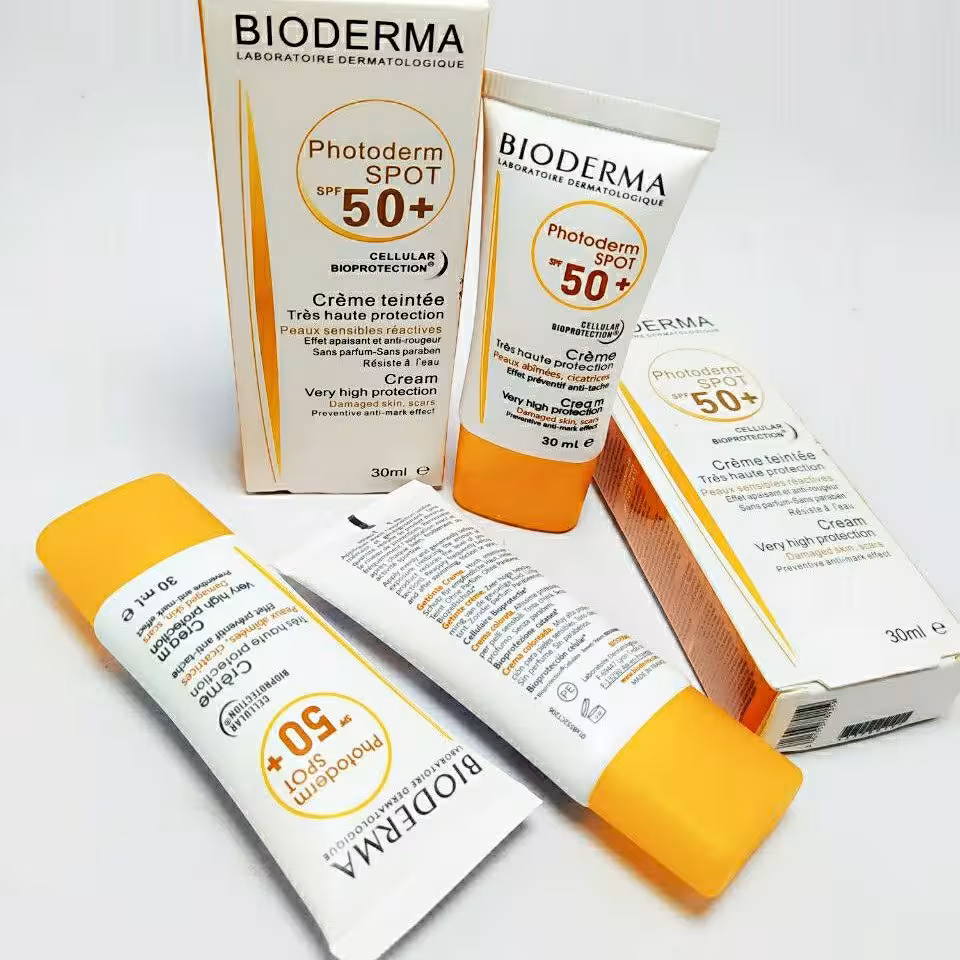 ضد آفتاب فتودرم اسپات بایودرما