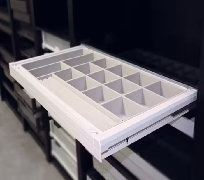 سینی مشبک ریلی جای زیورآلات رنگ سفید طرح ایتالین سایز 90 فانتونی کد J522