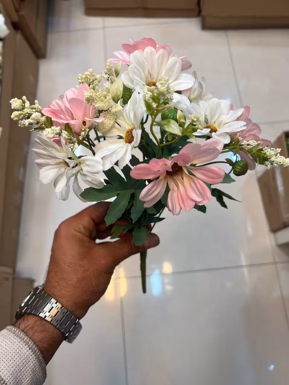 بوته کوکب مصنوعی سفید صورتی