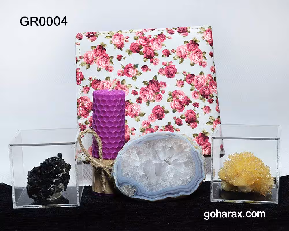 پک شکرگزاری دفتر و سنگ های طبیعی