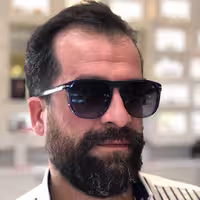 عینک آفتابی برند دیوید بکهام  طرح تلفیقی کلاسیک و اسپرت