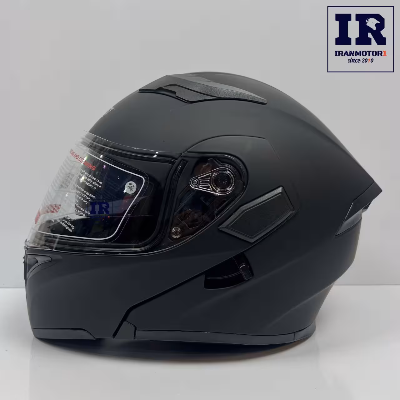 کلاه کاسکت فک متحرک Da1 دی ای وان کد 102 مشکی مات black matt