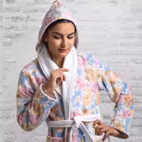 حوله پالتویی کلاه دار شقایق کرم پودایران سایز S