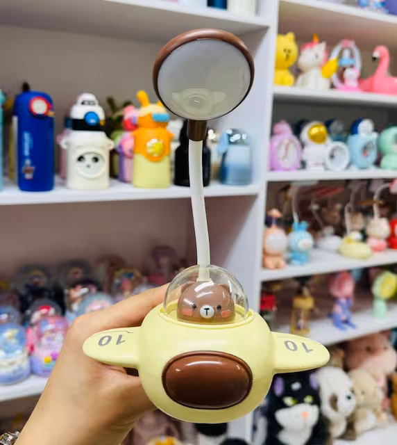 چراغ مطالعه و شب خواب هواپیما خرسی