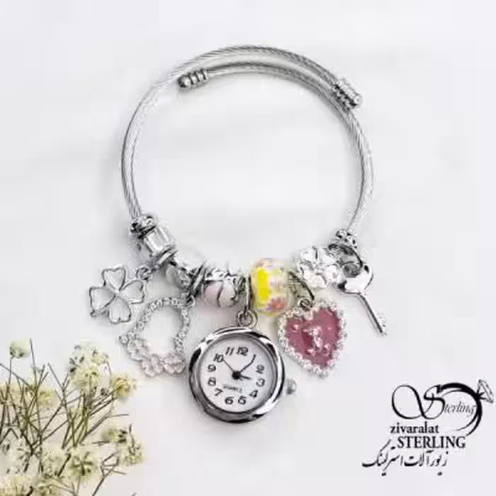 دستبند النگویی پاندورا با آویز ساعت و قلب کد 18790