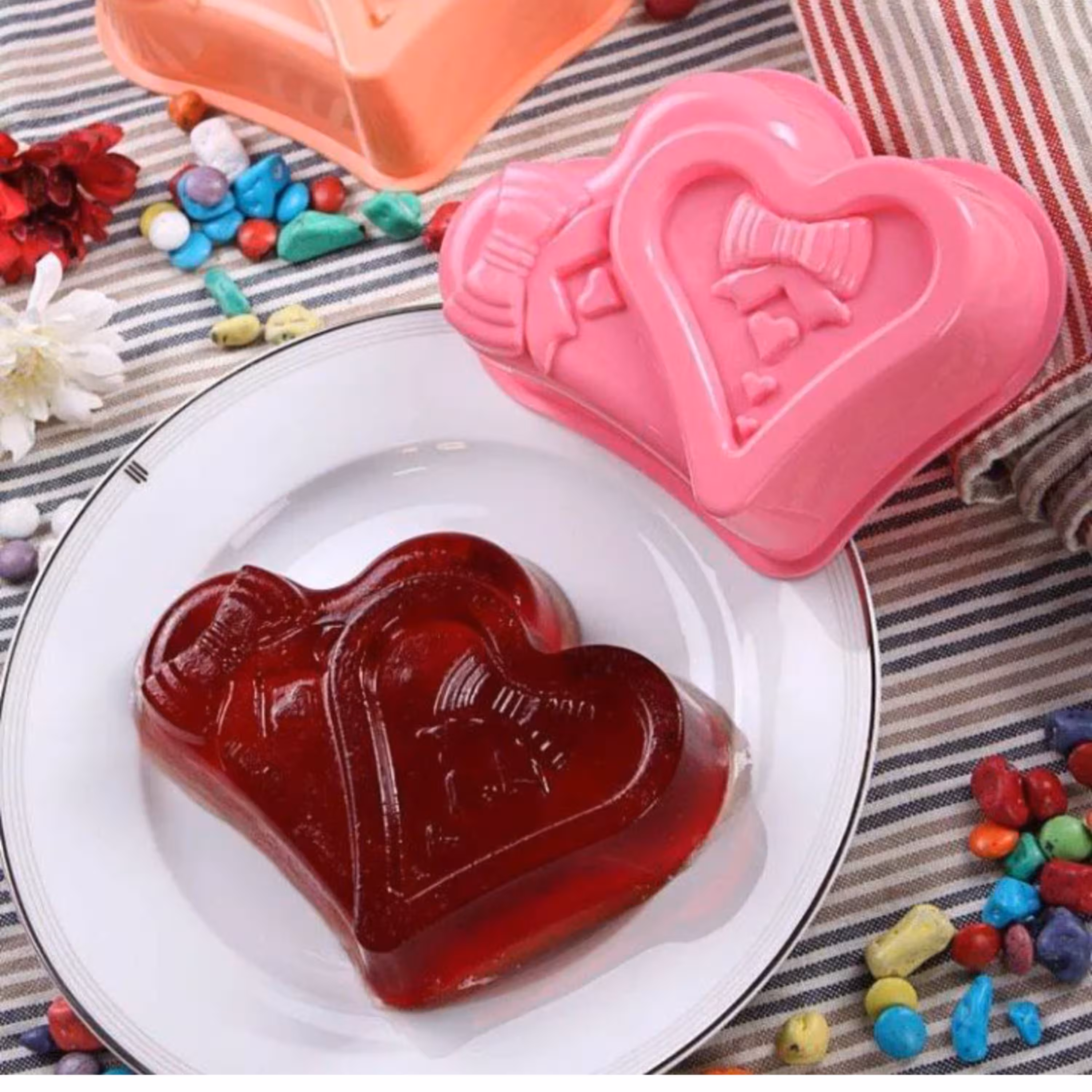 قالب ژله مدل دو قلب سایز متوسط در رنگ بندی مختلف جنس پلاستیک در پلاسکو دهقان