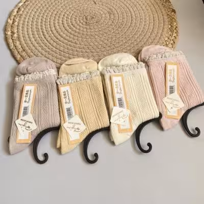 جوراب لب توری