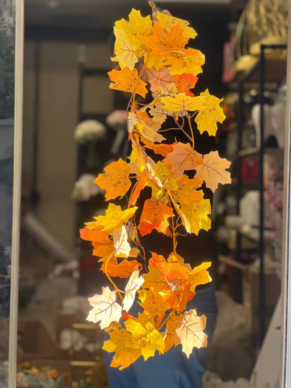 ریسه پاییزی برگ چنار(160تا180سانت) 70برگ رنگ ترکیبی زرد