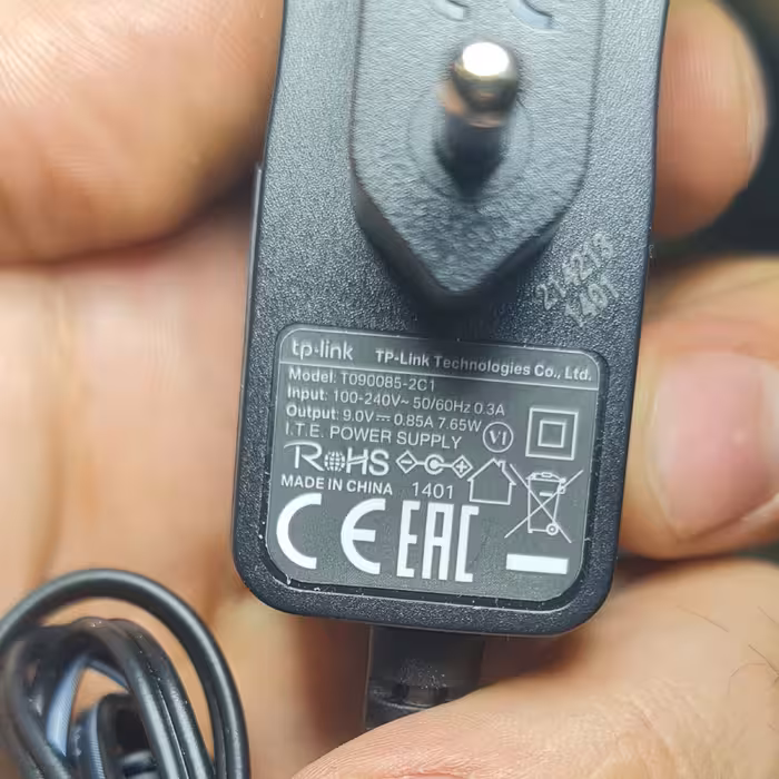 آداپتور 9 ولت 850 میلی آمپر ساعت تی پی لینک مدل KSRE-TP9-850