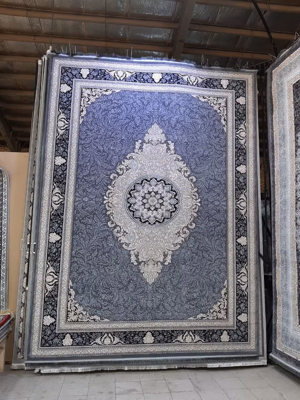 فرش ماشینی کاشان 700شانه ورژن سایز 12متری(ارسال رایگان)