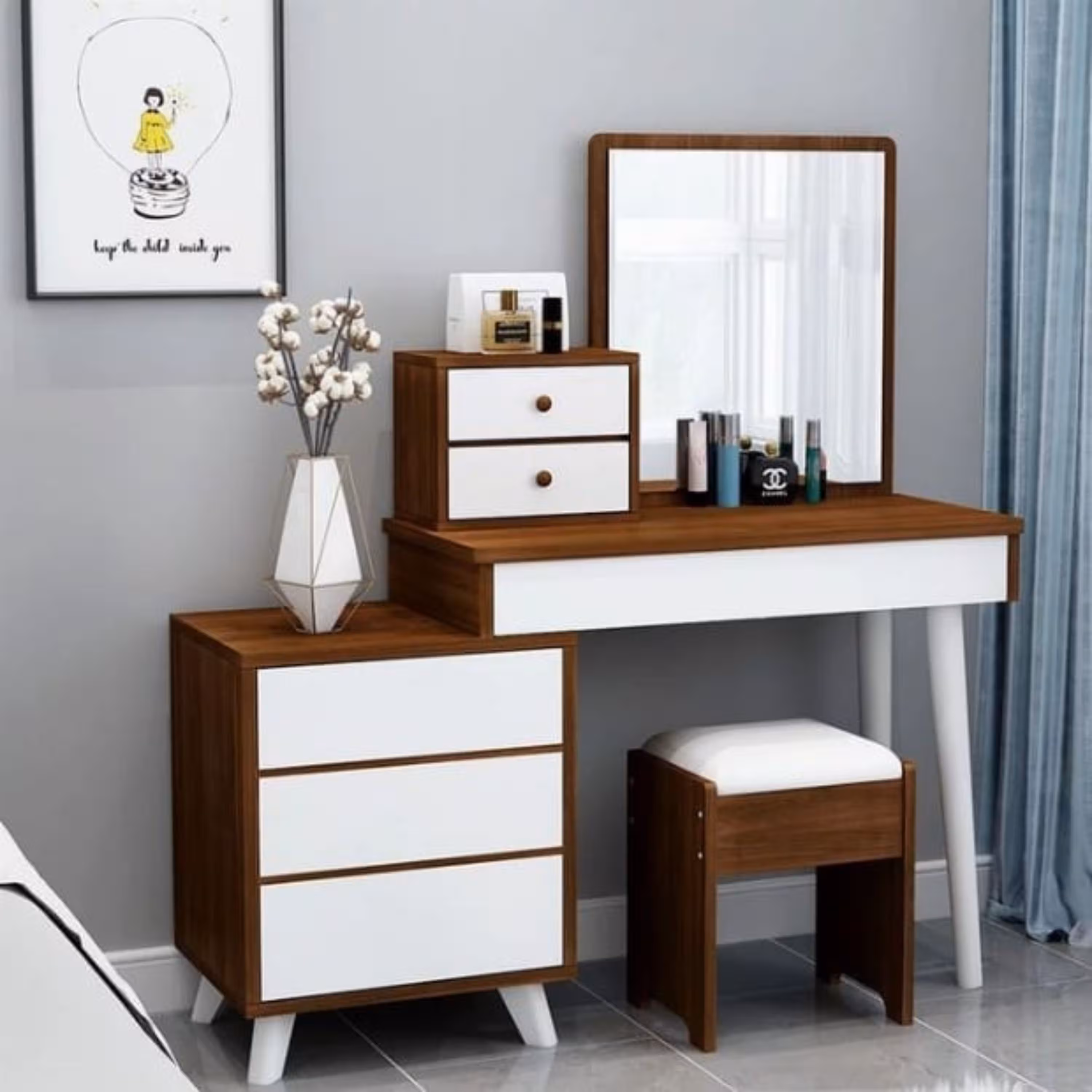 میز آرایش کد 302
