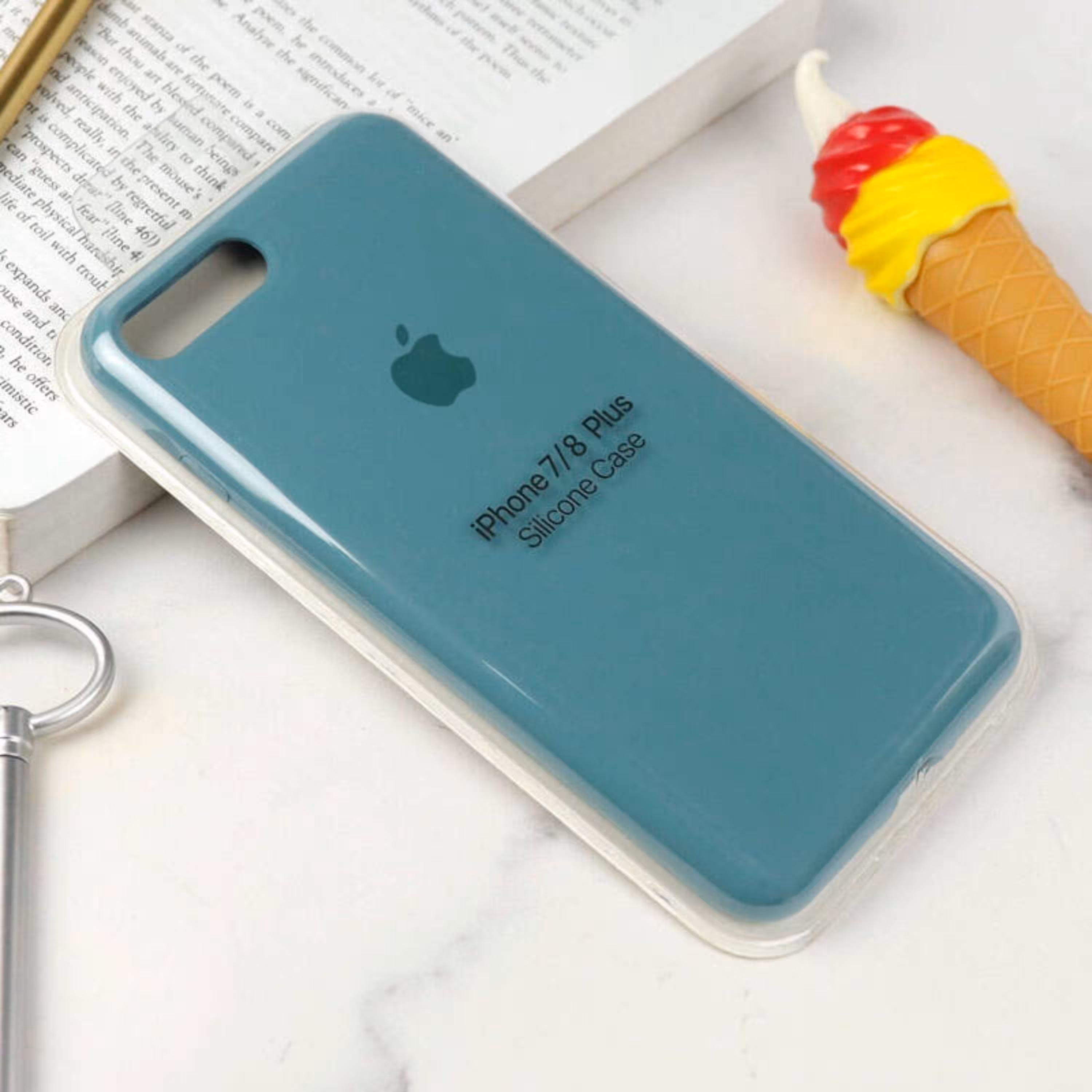 گارد سیلیکونی زیربسته iPhone 7 Plus   8 Plus رنگ سبز کدر