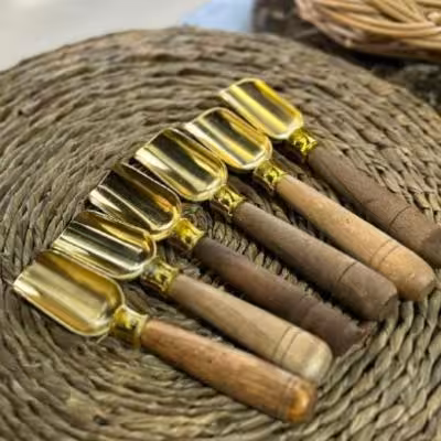 قاشق ادویه طلایی سرتاس