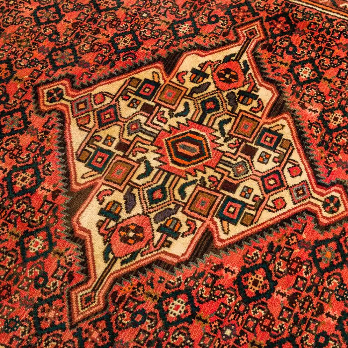 فرش دستبافت سه و نیم متری مدل همدان کد 46.11141