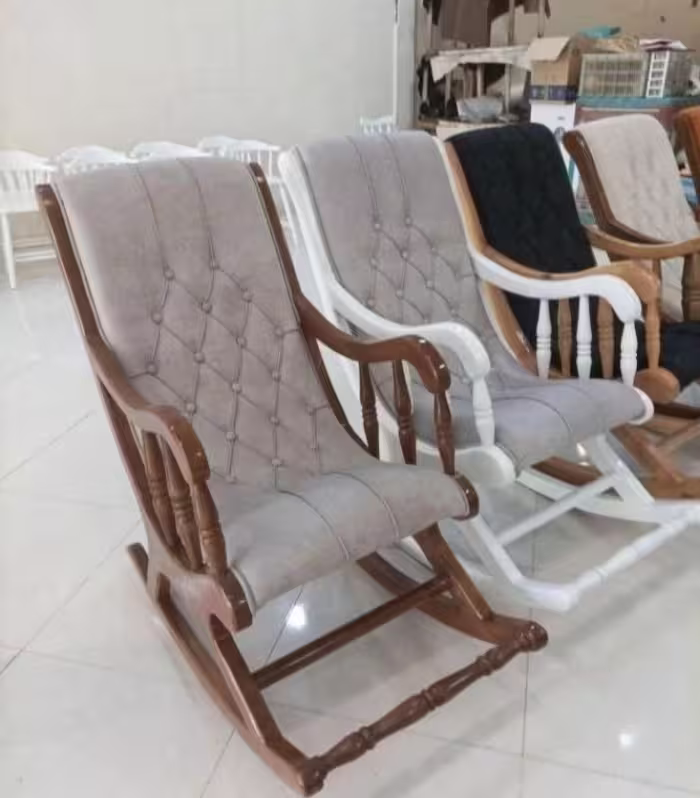 صندلی راک (گهواره) چوبی، طرح خراطی