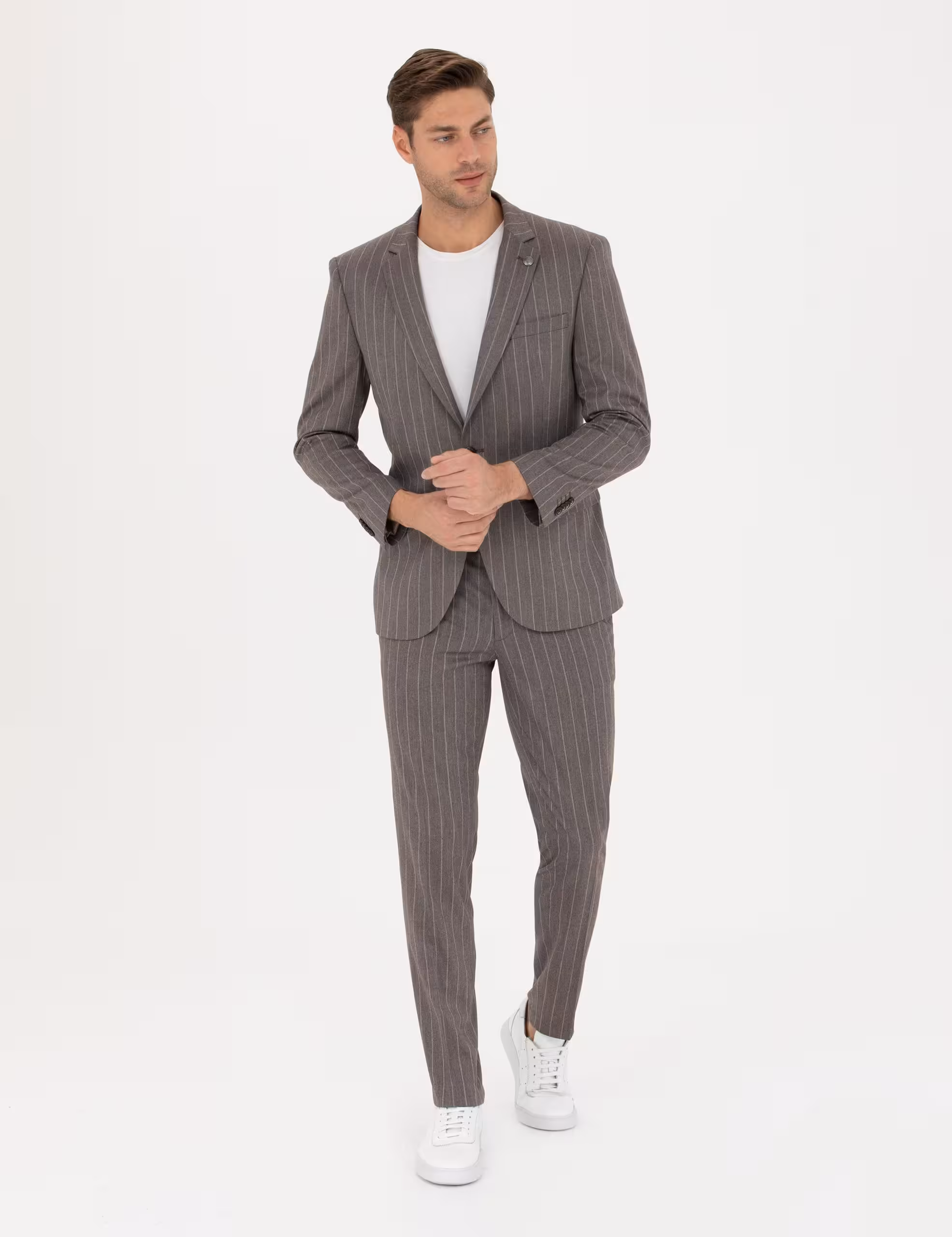 کت و شلوار مردانه قهوه ای روشن پیرکاردین