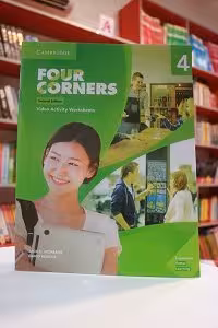 4 Four Corners 2nd Video Activity book