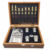 ست قمقمه جیبی و جعبه شطرنج چوبی طرح جگوار کد a560559