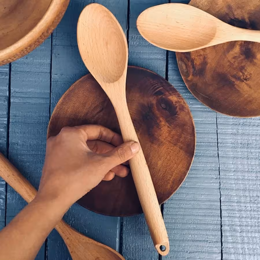 قاشق چوبی دسته بلند کد 518