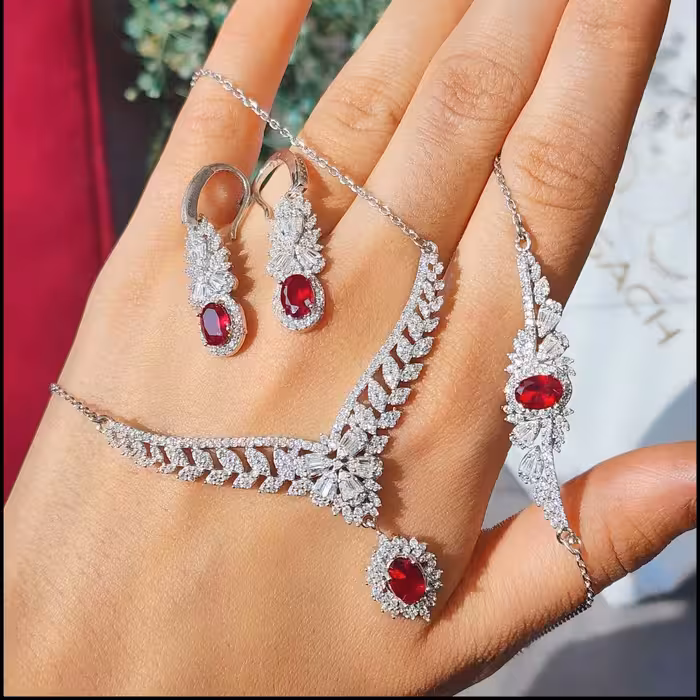 نیم ست نقره روکش جواهری عیار 925 آبکاری طلا نگین دار اعلا درجه یک