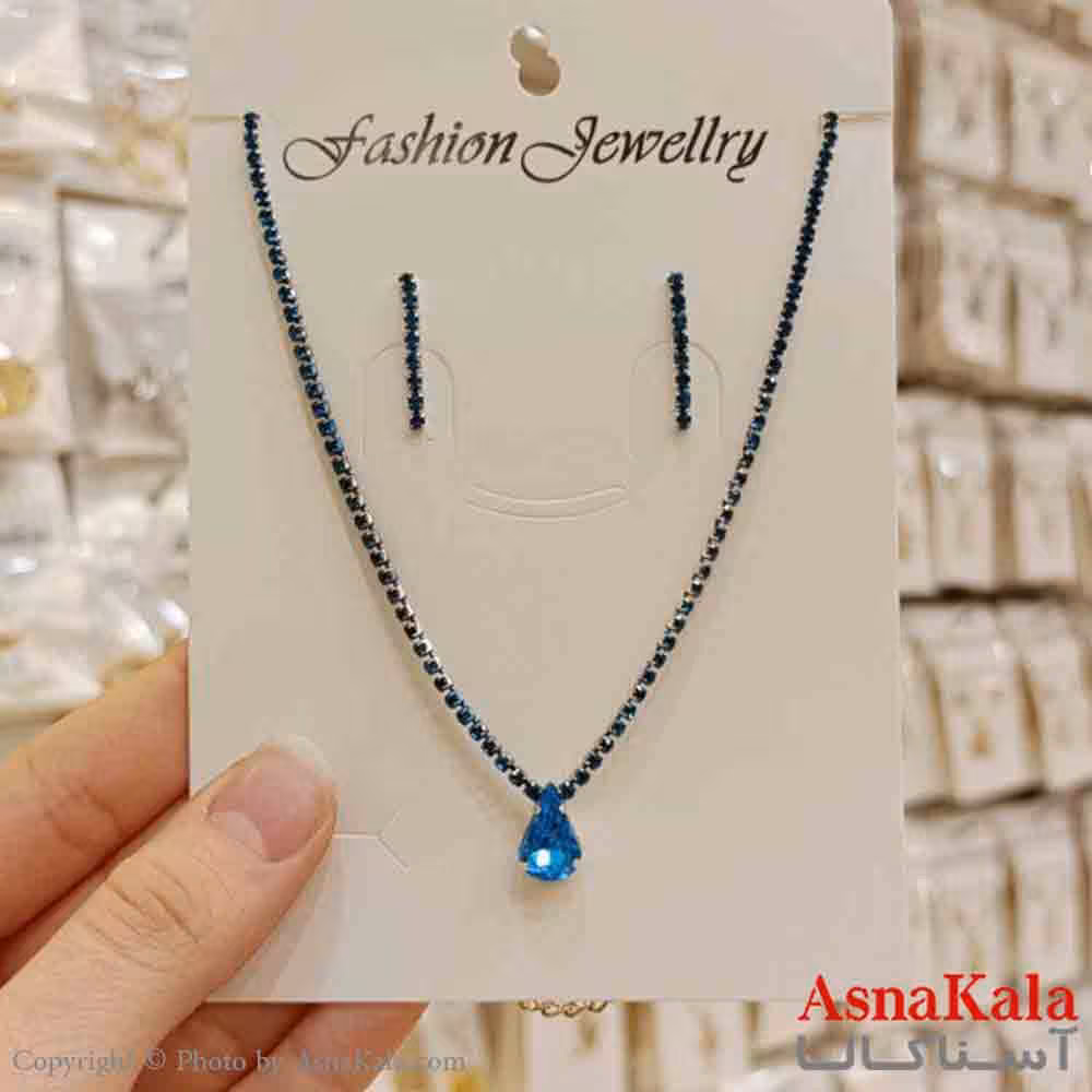 نیم ست تنیسی زنانه شامل گردنبند و گوشواره استیل مدل فول نگین آبی کد NIM14733W
