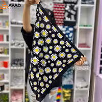 باندانا نخی طرح بابونه