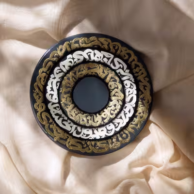 بشقاب و آینه دیوارکوب طرح سخن عشق کد 1090 مجموعه سه عددی