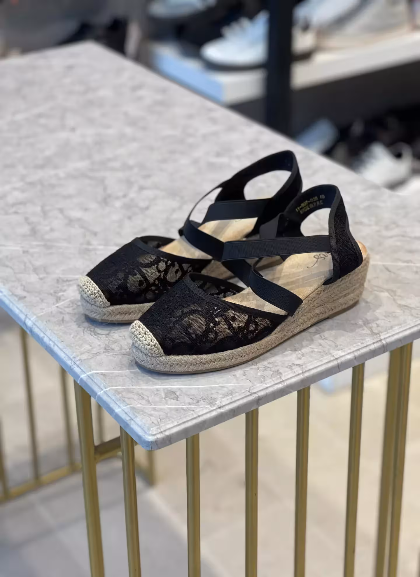 صندل واراداتی لژدار فول طبی کد 11-907-026رنگ مشکی سایز 38