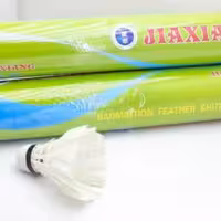 توپ بدمینتون پر سفید