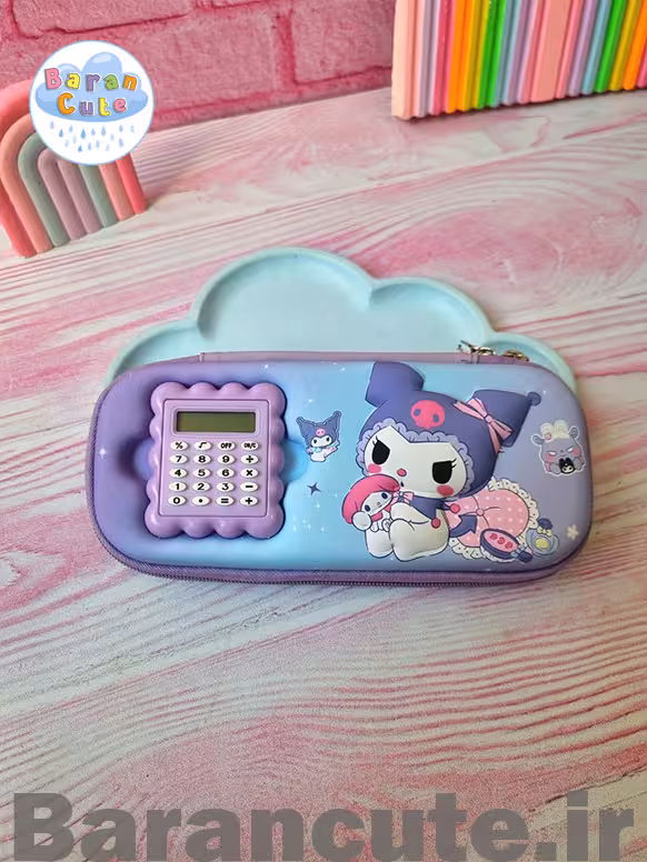 جامدادی وارداتی نیم تبلتی برجسته ماشین حساب دار طرح کورومی یاسی