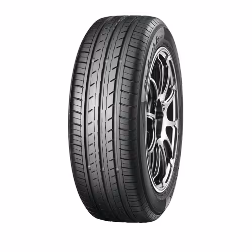 لاستیک یوکوهاما 205/55R16 91V گل Blue Earth ES32 ( تاریخ تولید 2025 )