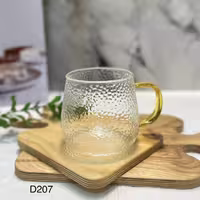 لیوان پیرکس دسته طلایی، طرح برفی چکشی، ظرفیت مناسب
