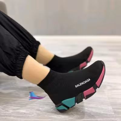 کتونی جورابی بالنسیگا 586